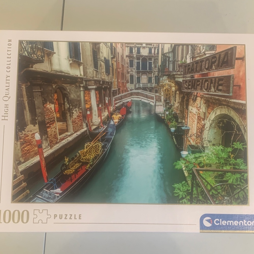 Venice Canal 1000 Piece jigsaw Puzzle by Clementoni